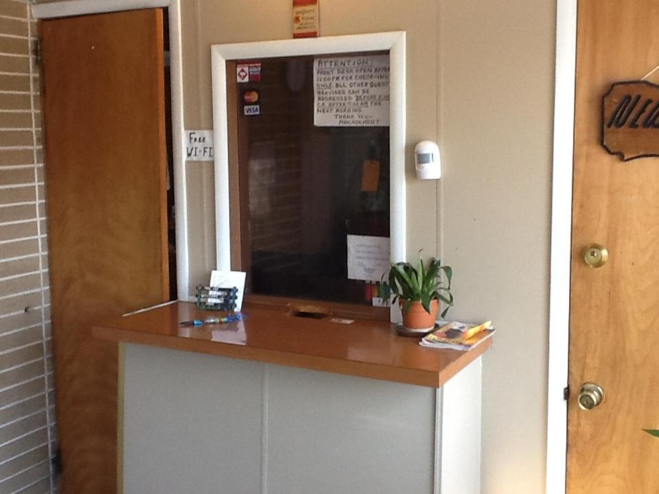 New Rome Motel Екстериор снимка